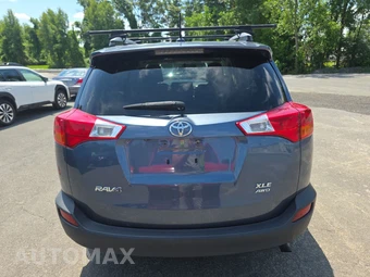 2014 Toyota RAV4 XLE – miniatura 5