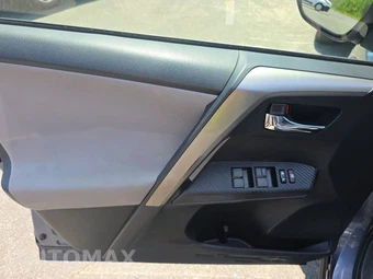 2014 Toyota RAV4 XLE – miniatura 9