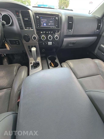 2014 Toyota Sequoia Limited - miniatura 10