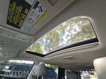 2014 Toyota Sequoia Limited - miniatura 32