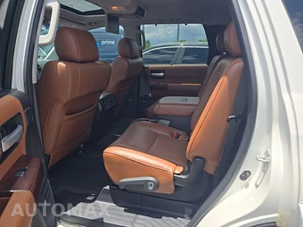 2014 Toyota Sequoia Platinum – miniatura 13