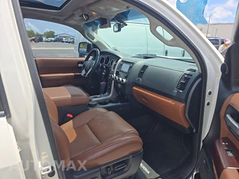 2014 Toyota Sequoia Platinum – miniatura 8