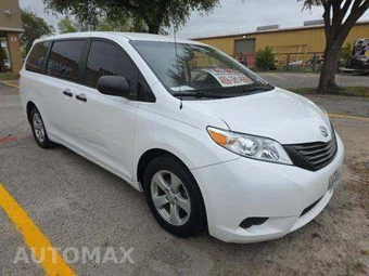 2014 Toyota Sienna L 7-Passenger 119.3" WB - miniatura 4