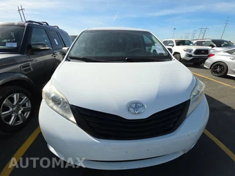 2014 Toyota Sienna L 7-Passenger 119.3" WB - miniatura 2