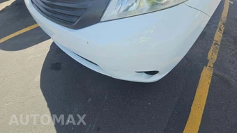 2014 Toyota Sienna L 7-Passenger 119.3" WB - miniatura 23