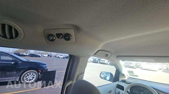 2014 Toyota Sienna L 7-Passenger 119.3" WB - miniatura 34
