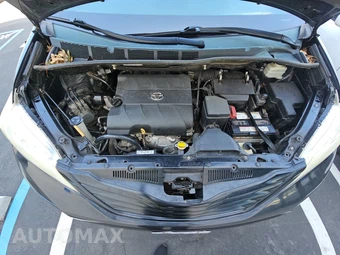 2014 Toyota Sienna L 7-Passenger 119.3" WB - miniatura 14