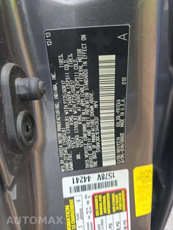 2014 Toyota Sienna LE 8-Passenger 119.3" WB - miniatura 5