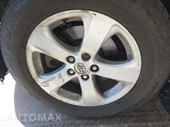 2014 Toyota Sienna LE 8-Passenger 119.3" WB - miniatura 25