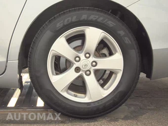 2014 Toyota Sienna LE 8-Passenger 119.3" WB - miniatura 12