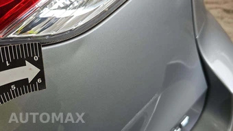 2014 Toyota Sienna LE 8-Passenger 119.3" WB - miniatura 31