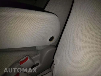 2014 Toyota Sienna LE 8-Passenger 119.3" WB - miniatura 22
