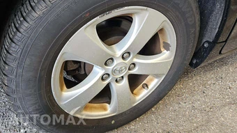 2014 Toyota Sienna LE 8-Passenger 119.3" WB - miniatura 28