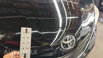 2014 Toyota Sienna LE 8-Passenger 119.3" WB - miniatura 39