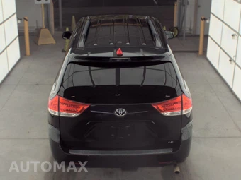 2014 Toyota Sienna LE 8-Passenger 119.3" WB - miniatura 5