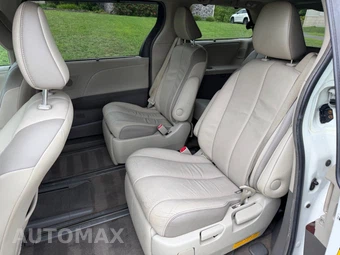 2014 Toyota Sienna Limited 7-Passenger 119.3" WB - miniatura 12