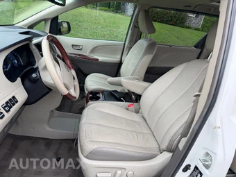 2014 Toyota Sienna Limited 7-Passenger 119.3" WB - miniatura 21