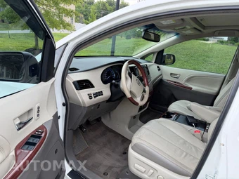 2014 Toyota Sienna Limited 7-Passenger 119.3" WB - miniatura 22
