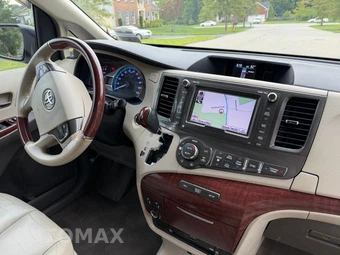 2014 Toyota Sienna Limited 7-Passenger 119.3" WB - miniatura 27