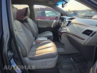 2014 Toyota Sienna Limited 7-Passenger 119.3" WB - miniatura 8