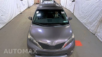 2014 Toyota Sienna SE 8-Passenger 119.3" WB - miniatura 2