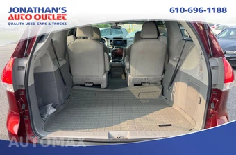 2014 Toyota Sienna XLE 7-Passenger 119.3" WB - miniatura 18