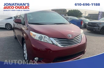 2014 Toyota Sienna XLE 7-Passenger 119.3" WB - miniatura 3