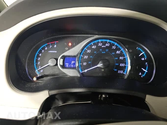2014 Toyota Sienna XLE 8-Passenger 119.3" WB - miniatura 12