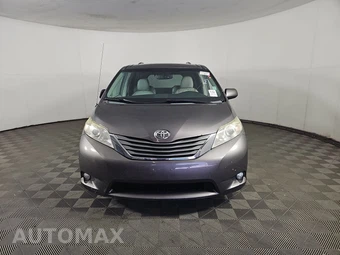 2014 Toyota Sienna XLE 8-Passenger 119.3" WB - miniatura 2