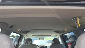 2014 Toyota Sienna XLE 8-Passenger 119.3" WB - miniatura 20