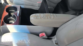 2014 Toyota Sienna XLE 8-Passenger 119.3" WB - miniatura 33