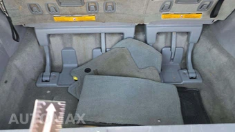 2014 Toyota Sienna XLE 8-Passenger 119.3" WB - miniatura 54