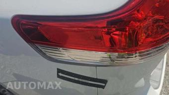 2014 Toyota Sienna XLE 8-Passenger 119.3" WB - miniatura 20