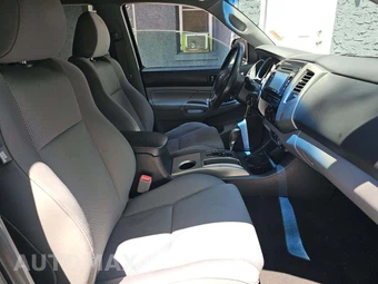 2014 Toyota Tacoma Crew Cab Medium Bed – miniatura 18