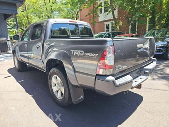 2014 Toyota Tacoma Crew Cab Medium Bed – miniatura 2