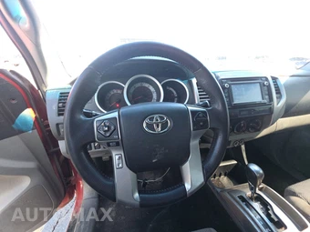2014 Toyota Tacoma Crew Cab Medium Bed - miniatura 10