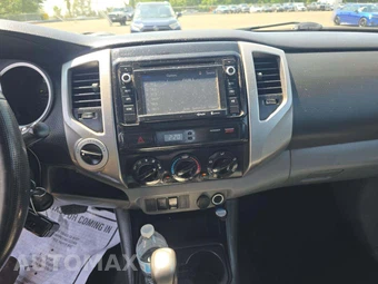 2014 Toyota Tacoma Crew Cab Medium Bed – miniatura 10