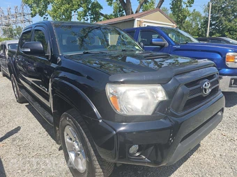 2014 Toyota Tacoma Crew Cab Medium Bed - miniatura 4