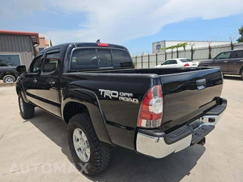 2014 Toyota Tacoma Crew Cab Medium Bed - miniatura 4