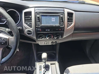 2014 Toyota Tacoma Crew Cab Medium Bed – miniatura 10