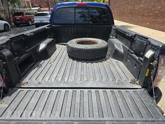 2014 Toyota Tacoma Crew Cab Medium Bed – miniatura 14