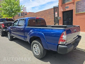 2014 Toyota Tacoma Crew Cab Medium Bed – miniatura 2