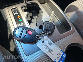 2014 Toyota Tacoma Crew Cab Medium Bed – miniatura 8