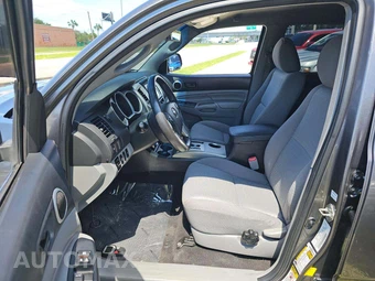 2014 Toyota Tacoma Crew Cab Medium Bed - miniatura 6