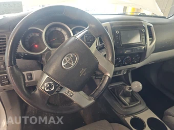 2014 Toyota Tacoma Crew Cab Medium Bed - miniatura 10