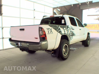 2014 Toyota Tacoma Crew Cab Medium Bed - miniatura 4