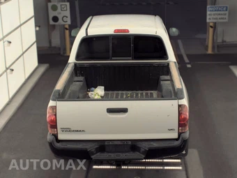 2014 Toyota Tacoma Crew Cab Medium Bed - miniatura 6