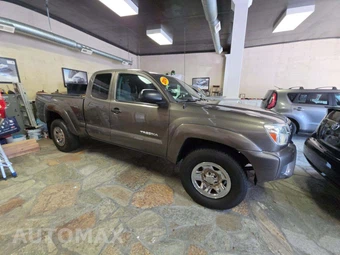 2014 Toyota Tacoma Extended Cab Medium Bed w/Rear Doors - miniatura 4