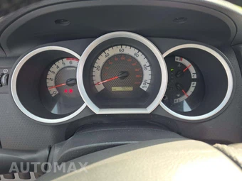 2014 Toyota Tacoma PreRunner Crew Cab Medium Bed - miniatura 9