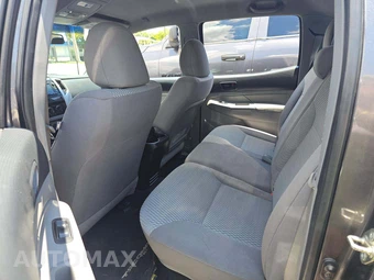 2014 Toyota Tacoma PreRunner Crew Cab Medium Bed – miniatura 13